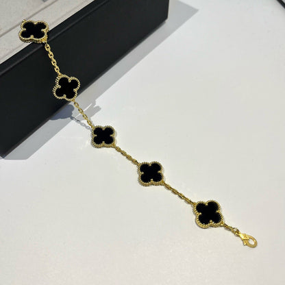 [Select] CLOVER 5 MOTIF ONYXS BRACELET COLLECTION