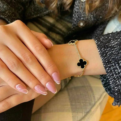 [Select] CLOVER 5 MOTIF ONYXS BRACELET COLLECTION