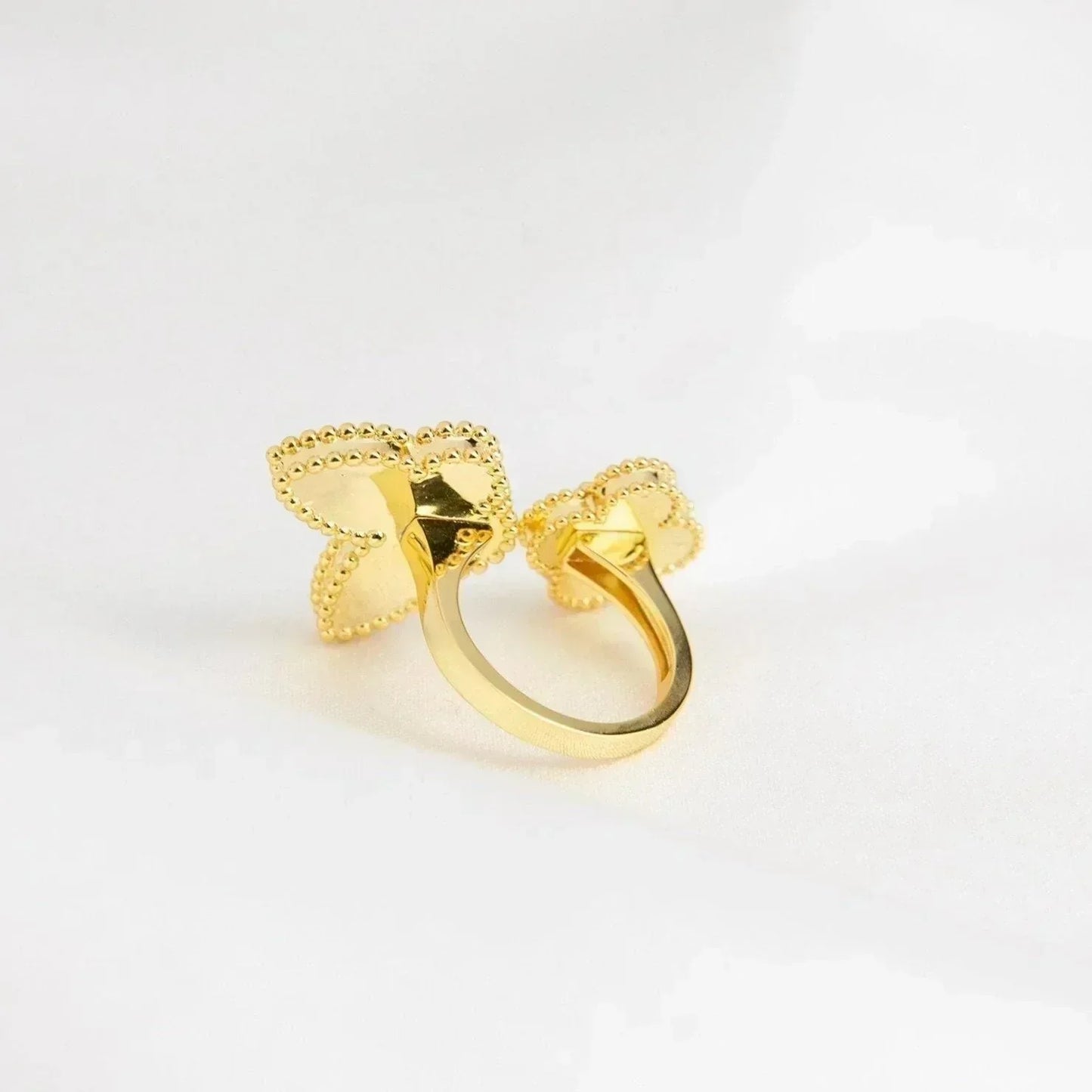 [Select]LUCKY BETWEEN THE FINGER RING
