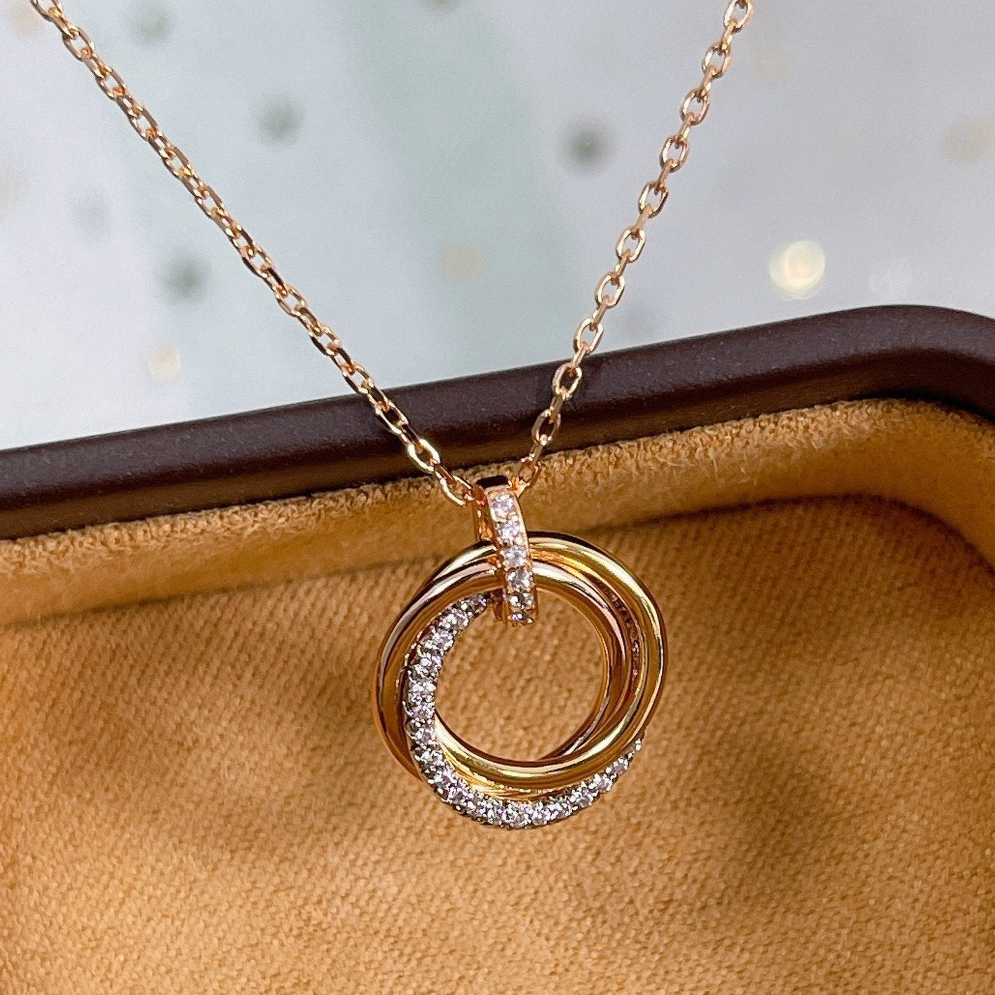 [Select]TRINITY NECKLACE SILVER GOLD PINK GOLD DIAMONDS