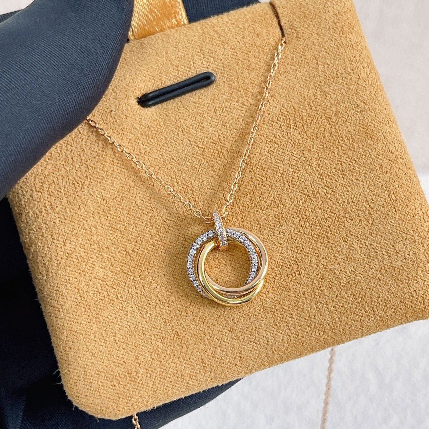 [Select]TRINITY NECKLACE SILVER GOLD PINK GOLD DIAMONDS