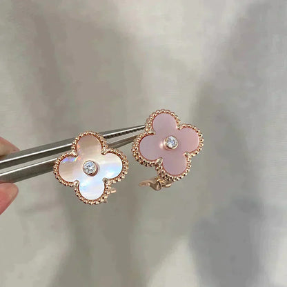 [Select]CLOVER MEDIUM 1 MOTIFS  PINK MOP DIAMOND EARRINGS