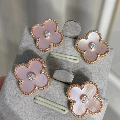[Select]CLOVER MEDIUM 1 MOTIFS  PINK MOP DIAMOND EARRINGS