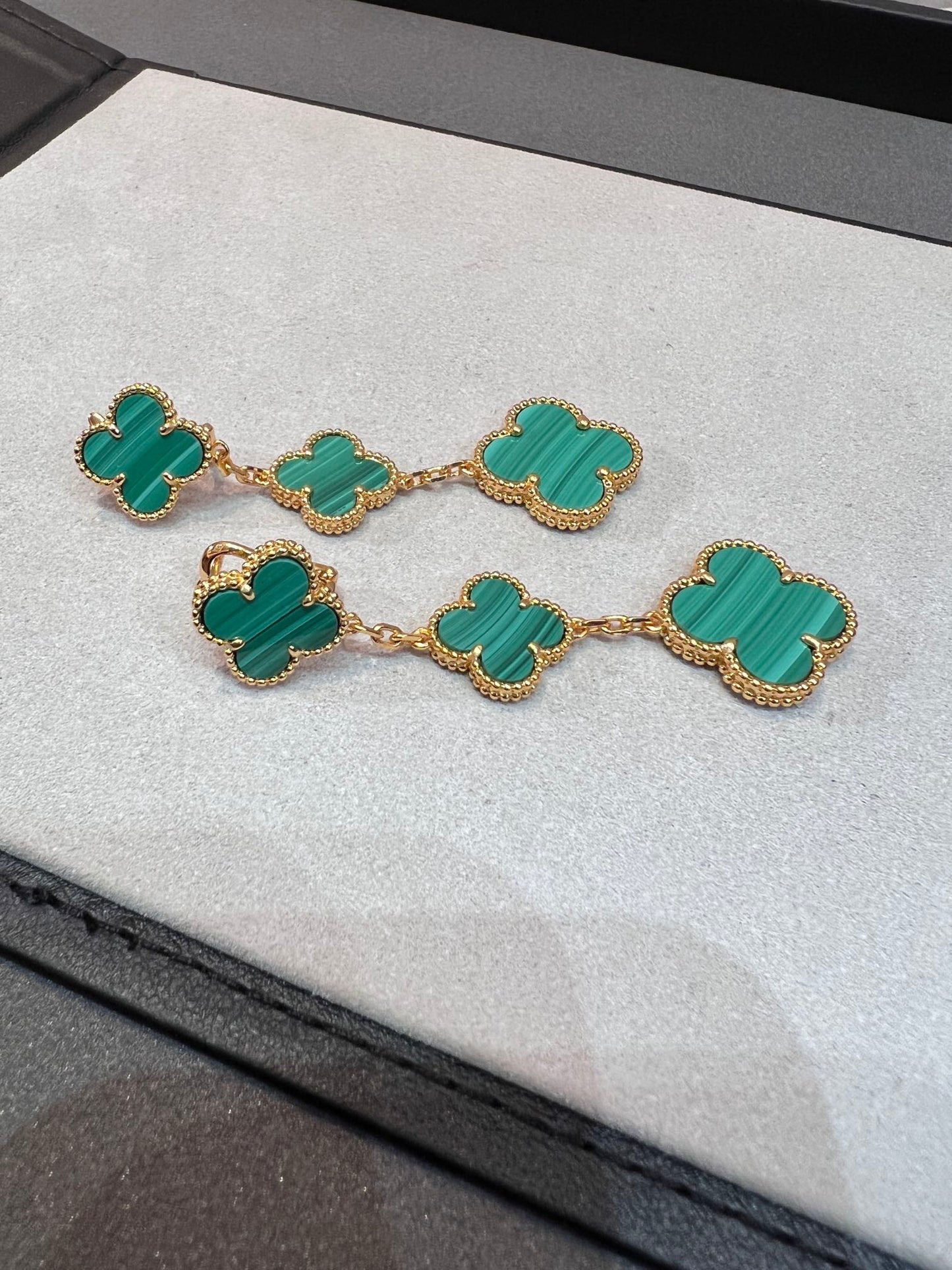 [Select]CLOVER MALACHITE 3 MOTIFS GOLD