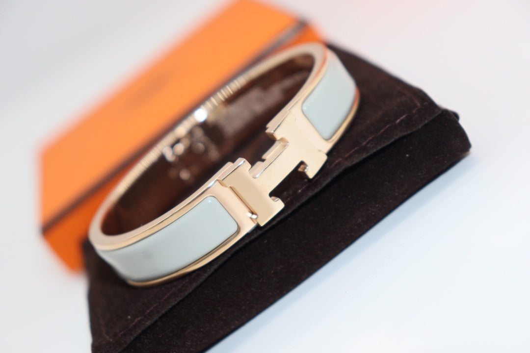[Select]H LIGHT BLUE BRACELET
