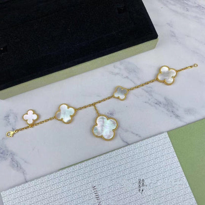 [Select]MAGIC CLOVER MOP GOLD BRACELET 5 MOTIFS