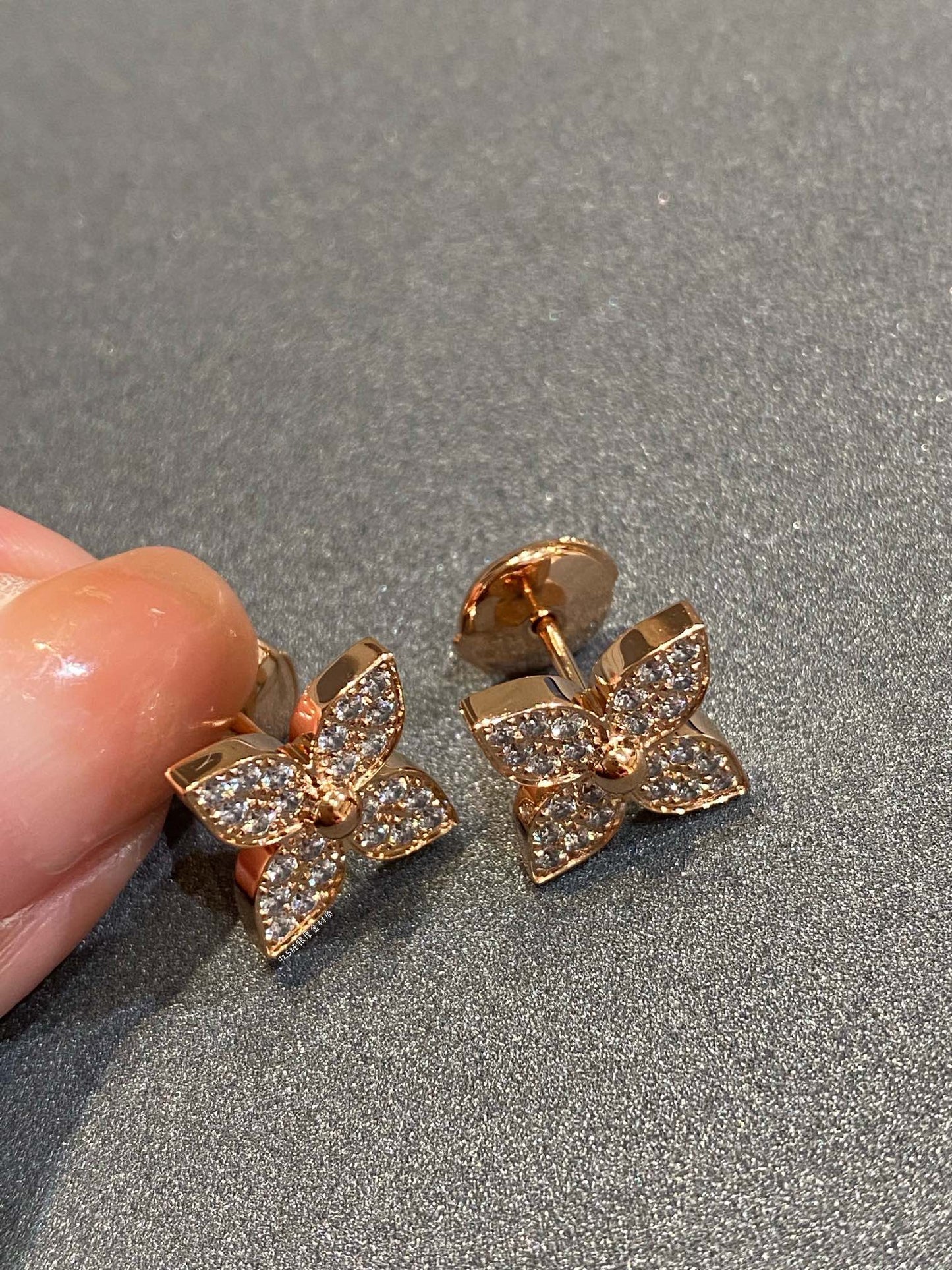 [Select]STAR DIAMOND EARRINGS