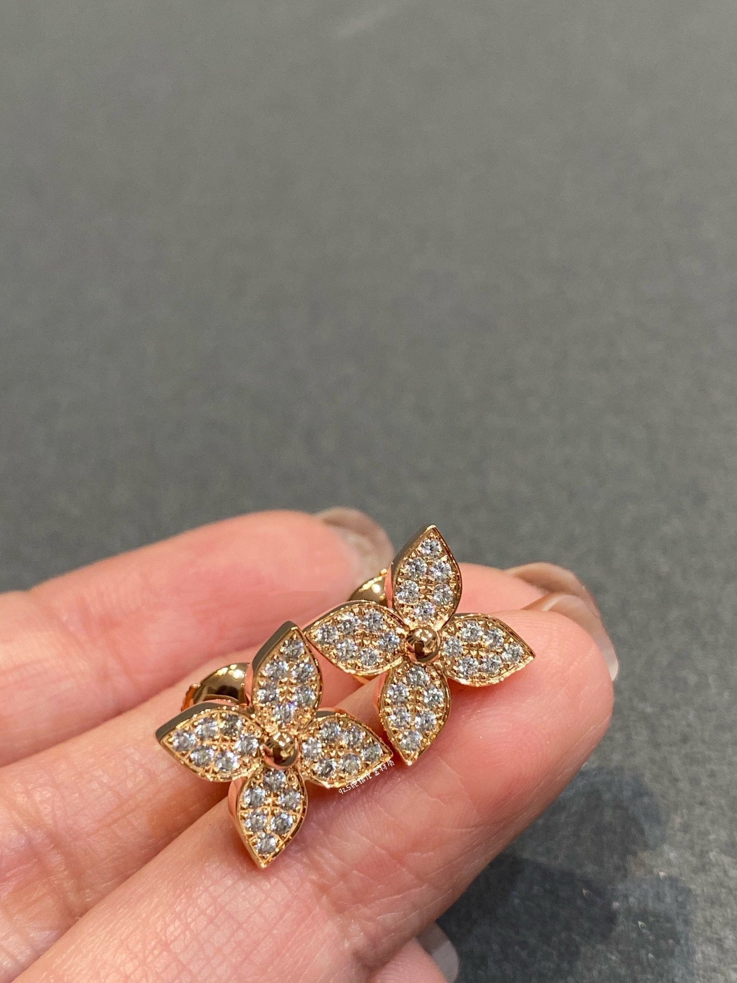 [Select]STAR DIAMOND EARRINGS