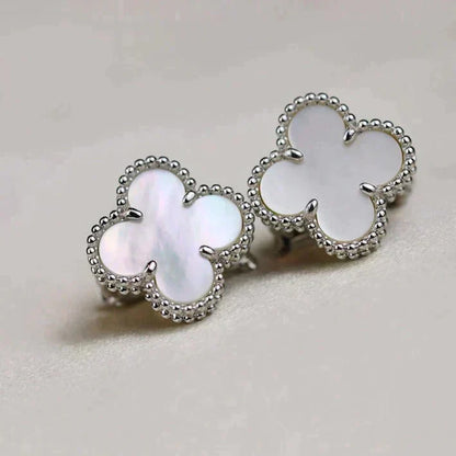 [Select]CLOVER MEDIUM 1 MOTIFS  WHITE MOP EARRINGS SILVER