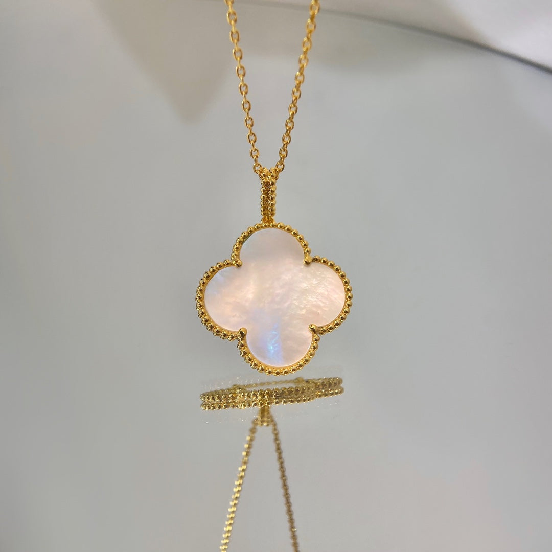 [Select]CLOVER 25MM MOP LARGE PENDANT NECKLACE