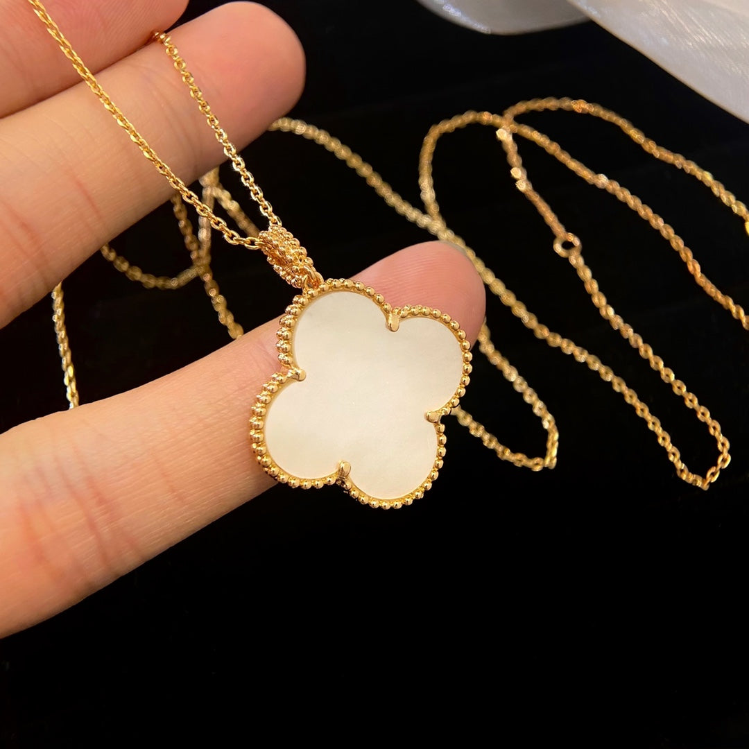 [Select]CLOVER 25MM MOP LARGE PENDANT NECKLACE