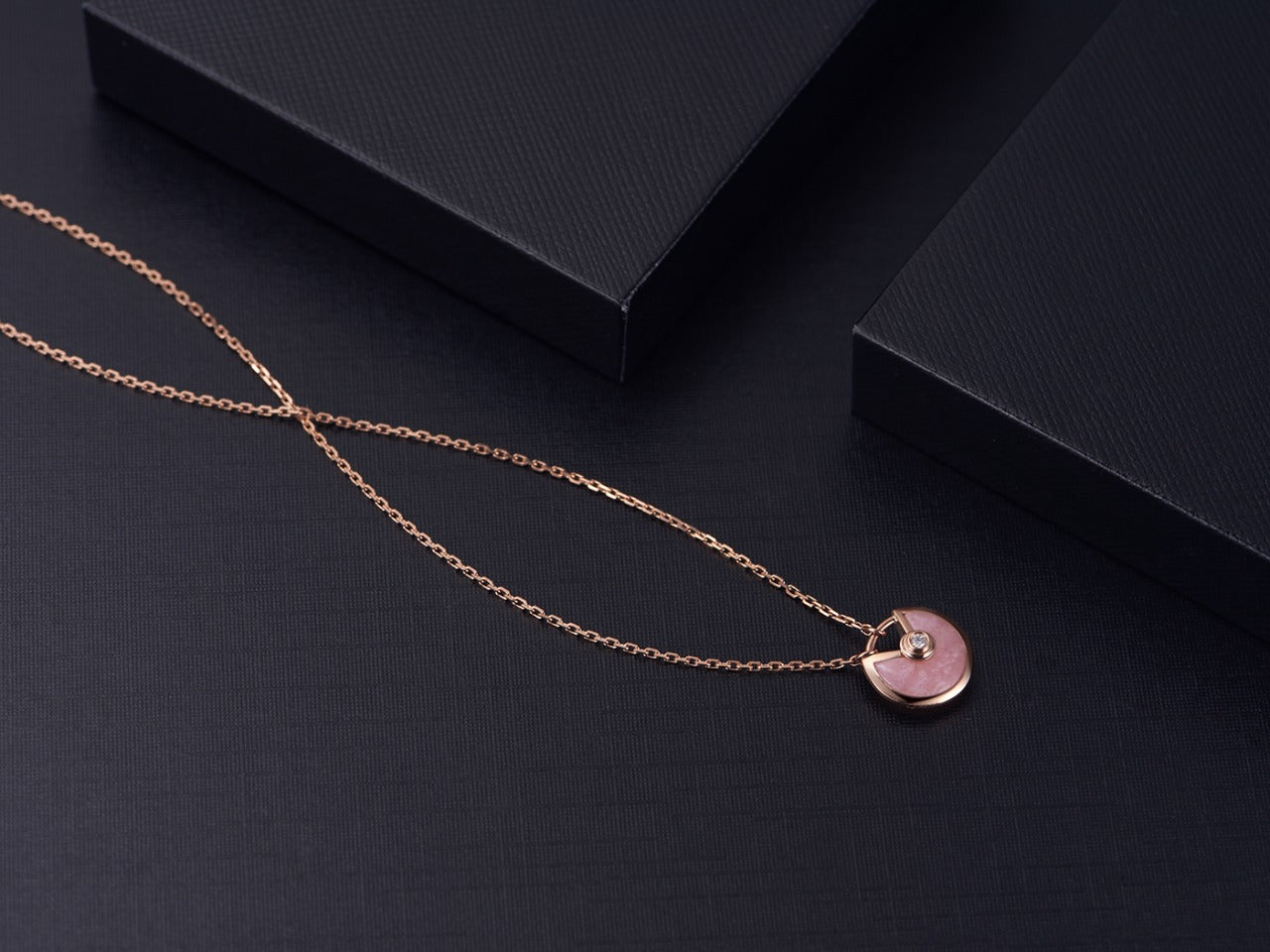 [Select]AMULETTE Select GOLD PINK MOP NECKLACE