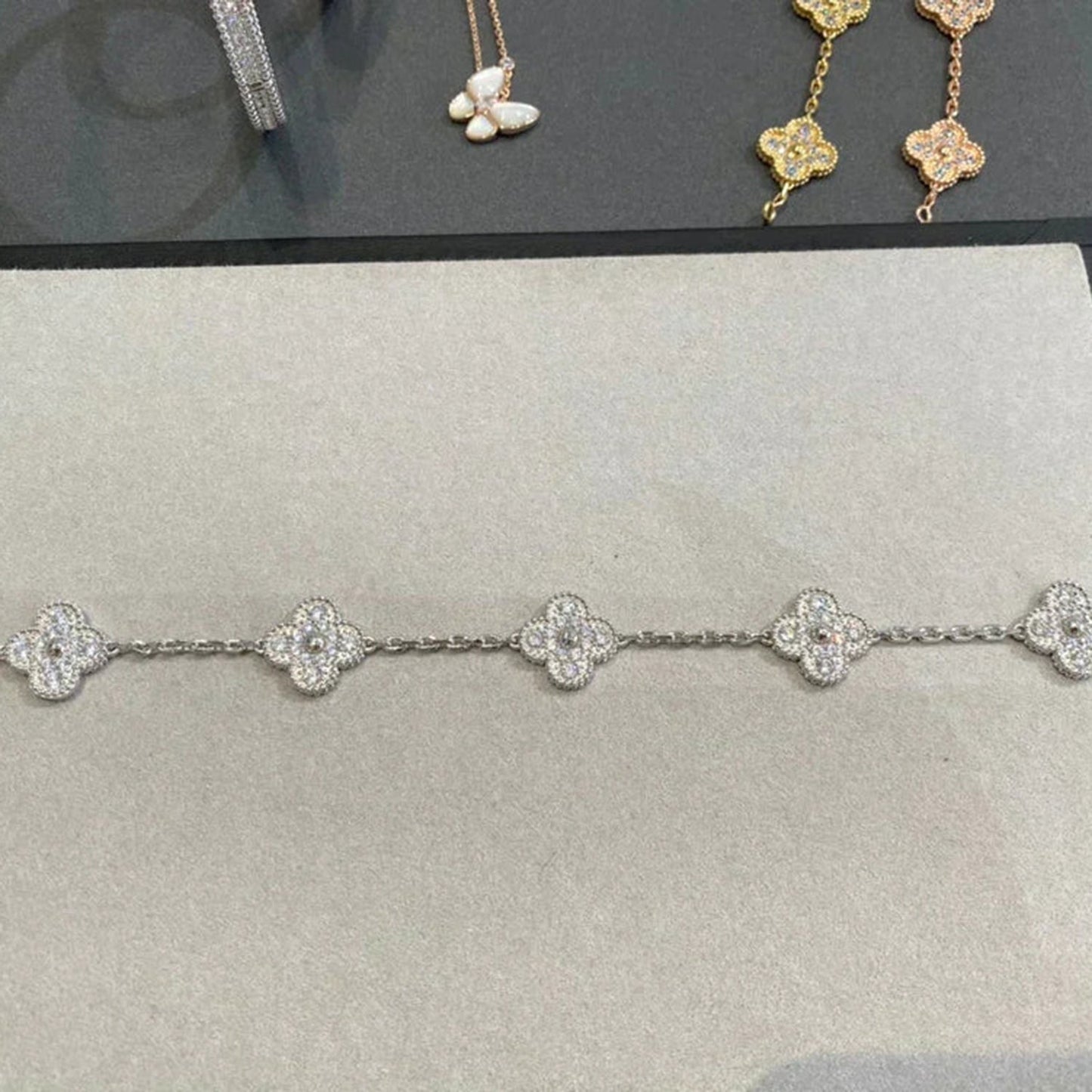 [Select] CLOVER 5 MOTIF FULL DIAMOND BRACELET COLLECTION