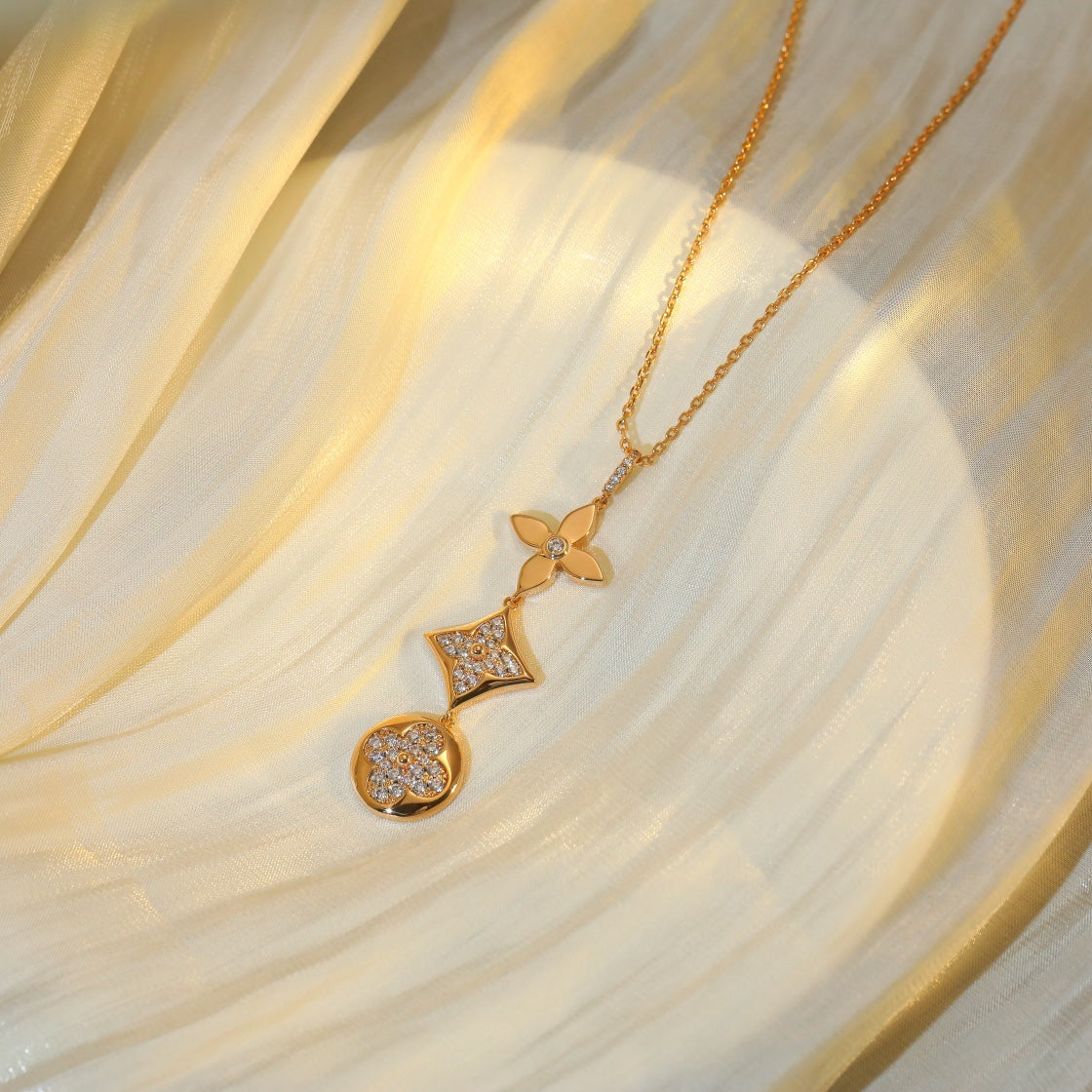 [Select]STAR AND SUN DIAMOND PINK GOLD NECKLACE