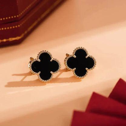 [Select]CLOVER MEDIUM 1 MOTIFS  ONYX STUD EARRINGS