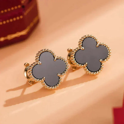 [Select]CLOVER MEDIUM 1 MOTIFS  ONYX STUD EARRINGS