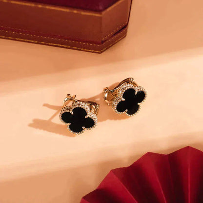 [Select]CLOVER MEDIUM 1 MOTIFS  ONYX STUD EARRINGS