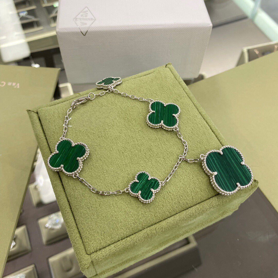 [Select]CLOVER 5 MOTIFS SIVLER MALACHITE BRACELET