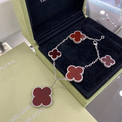 [Select]CLOVER 5 MOTIFS SIVLER CARNELIAN BRACELET