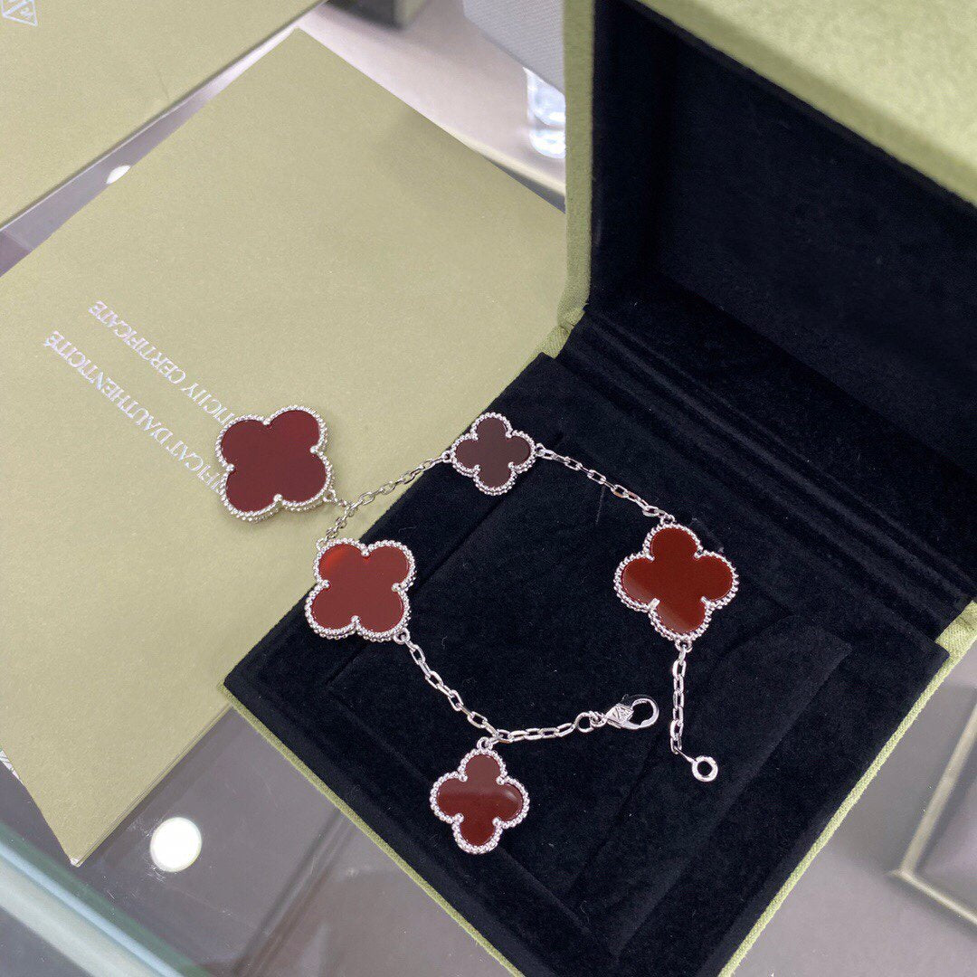[Select]CLOVER 5 MOTIFS SIVLER CARNELIAN BRACELET