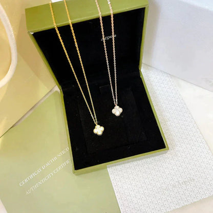 [Select]CLOVER MINI 9.5MM WHITE MOTHER-OF-PEARL NECKLACE