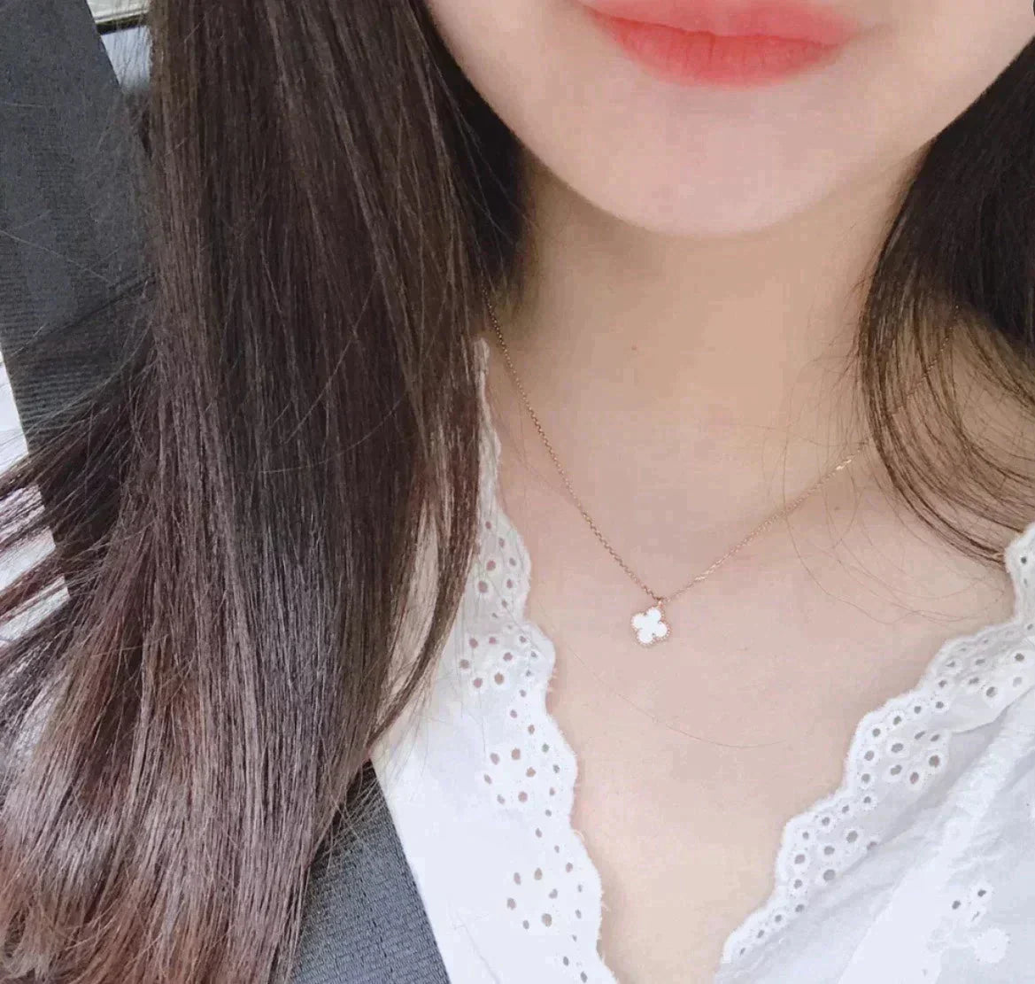 [Select]CLOVER MINI 9.5MM WHITE MOTHER-OF-PEARL NECKLACE