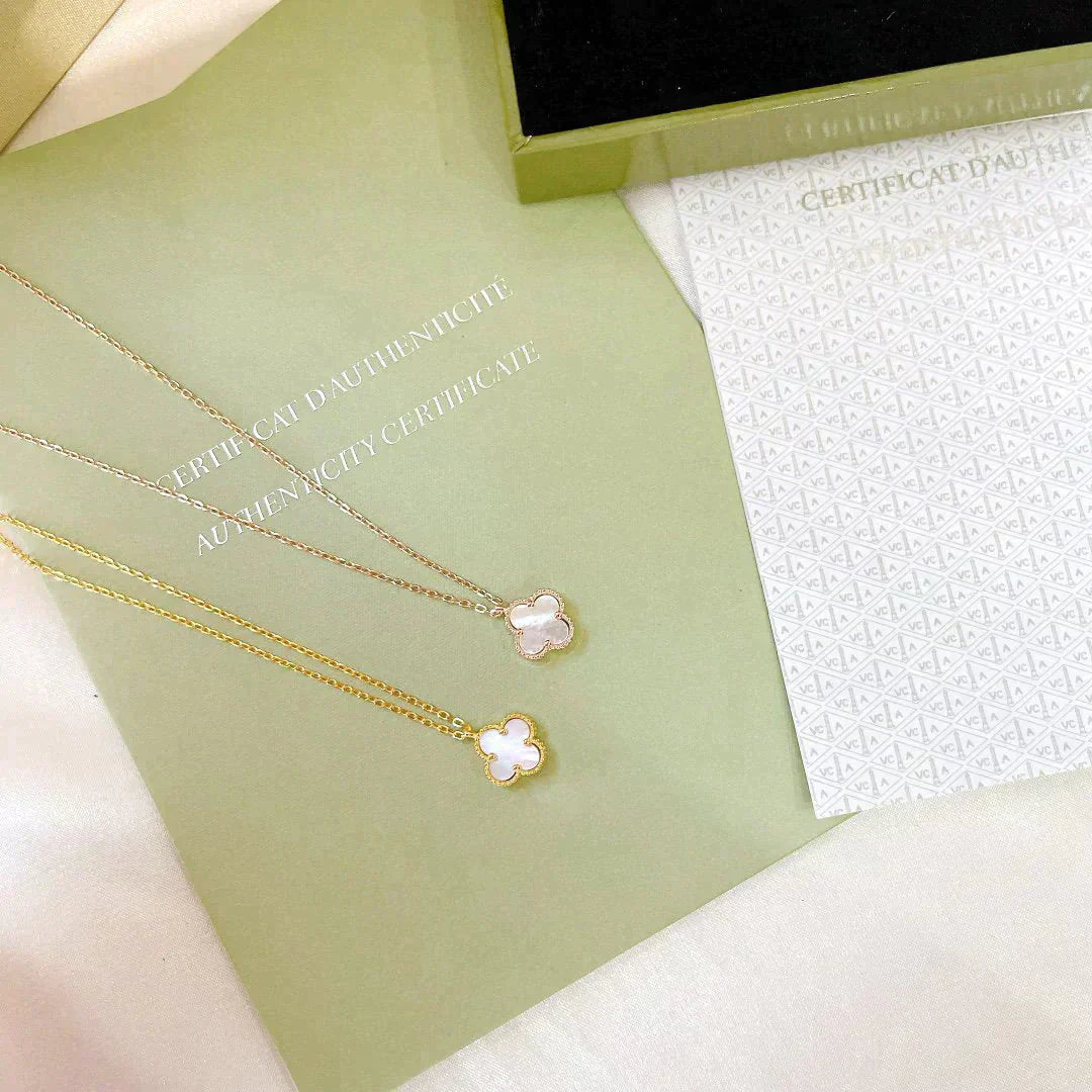 [Select]CLOVER MINI 9.5MM WHITE MOTHER-OF-PEARL NECKLACE