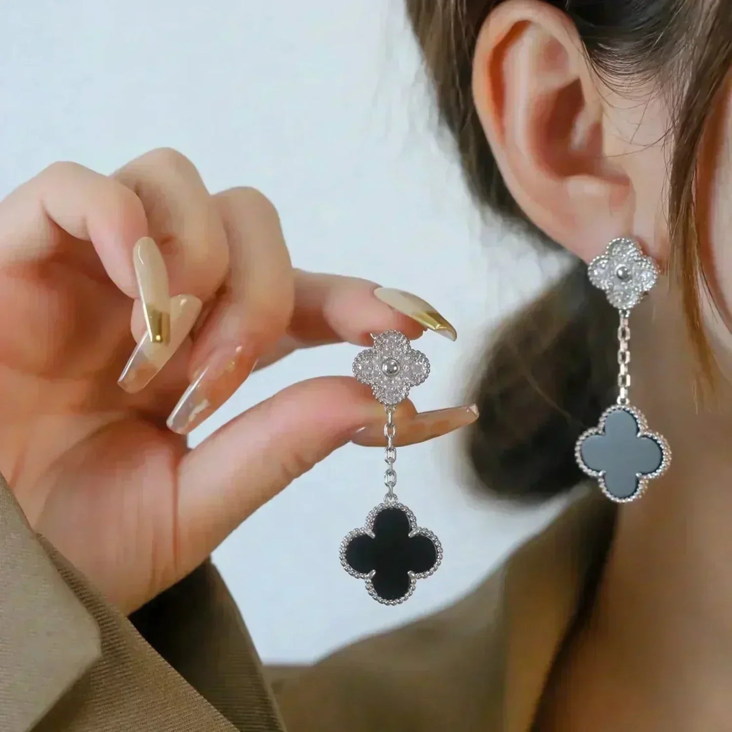 [Select]CLOVER 2 MOTIFS  DIAMOND ONYX EARRINGS SILVER