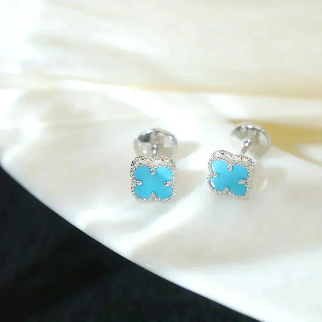 [Select]CLOVER MINI 9.5MM ONYX STUD EARRINGS SILVER