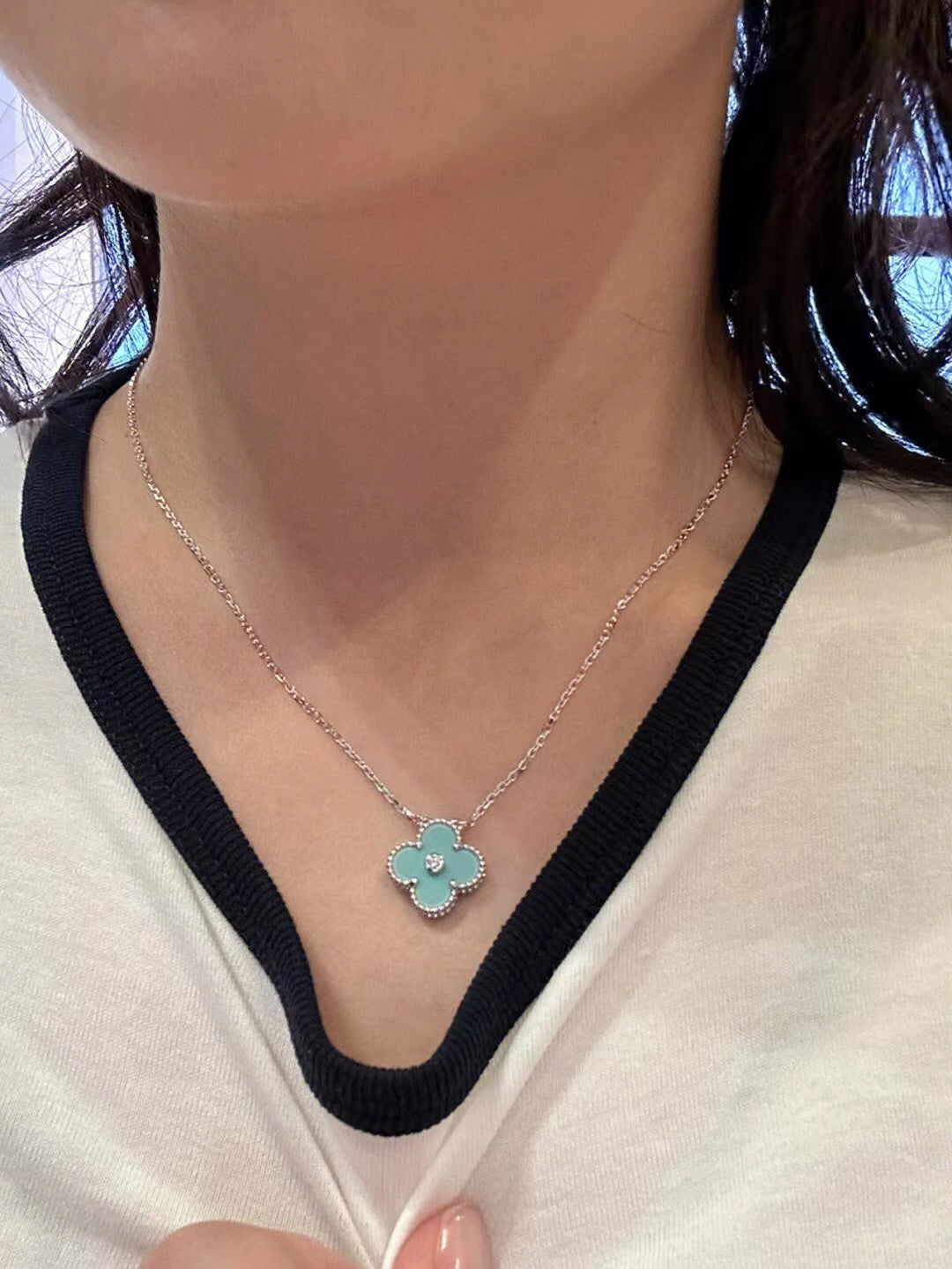 [Select]CLOVER 1 DIAMOND LIGHT BLUE SILVER NECKLACE