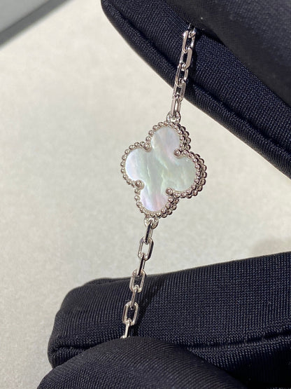 [Select]CLOVER WHITE PEARL MOP 5 MOTIF BRACELET COLLECTION
