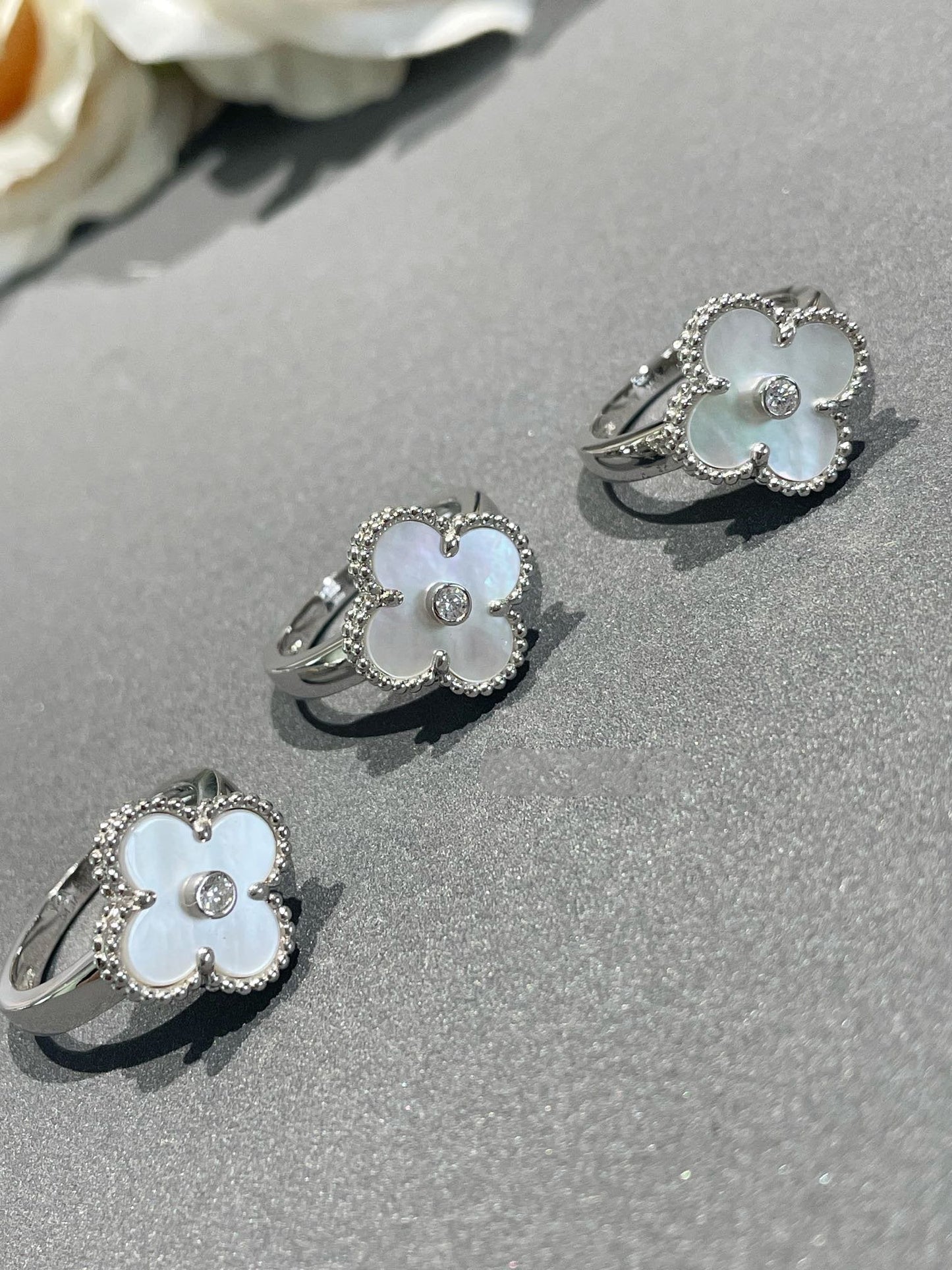 [Select]CLOVER SILVER MOP DIAMOND RING