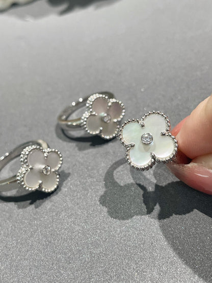 [Select]CLOVER SILVER MOP DIAMOND RING
