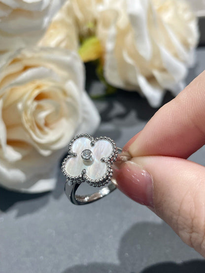 [Select]CLOVER SILVER MOP DIAMOND RING