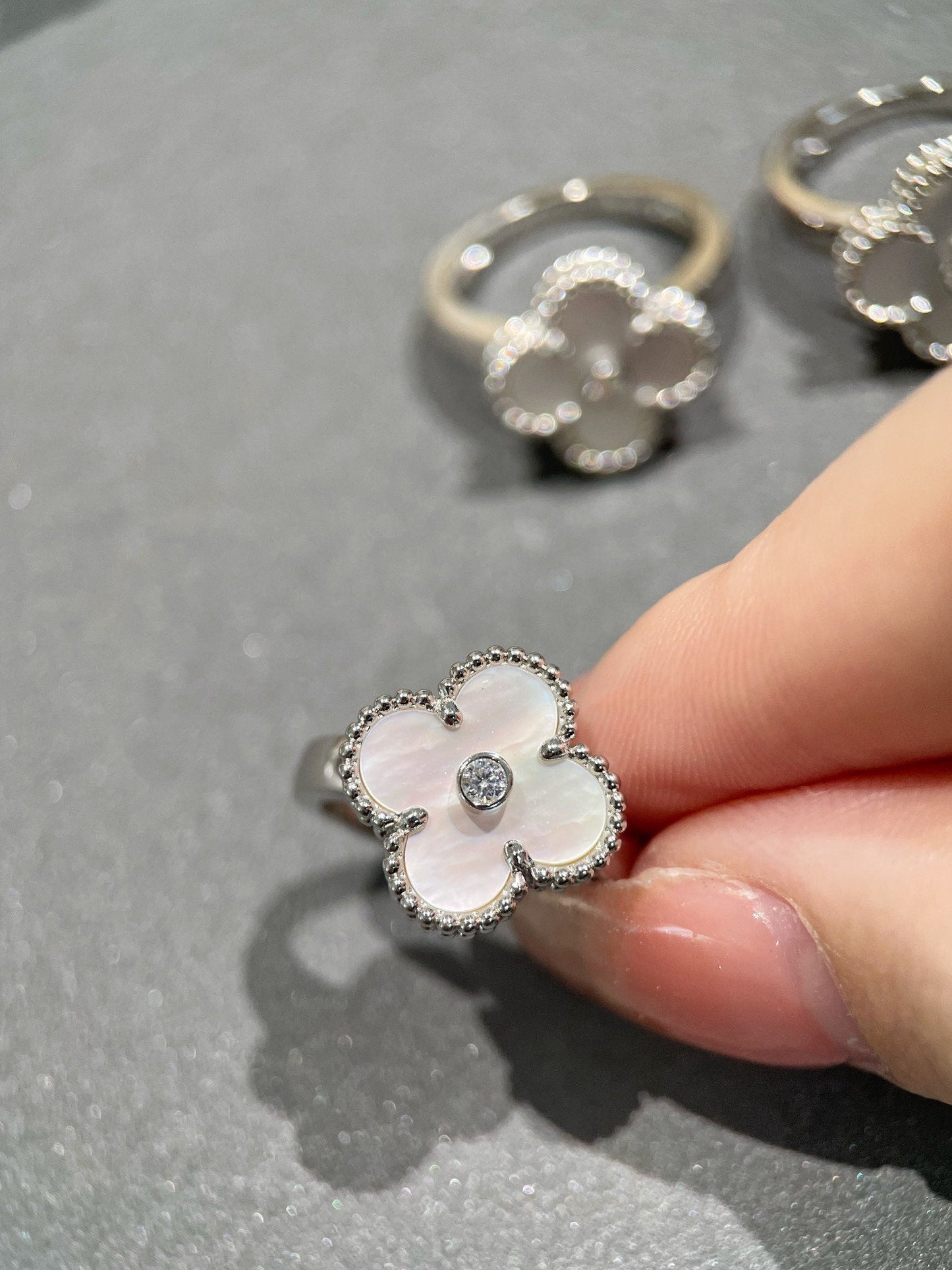 [Select]CLOVER SILVER MOP DIAMOND RING