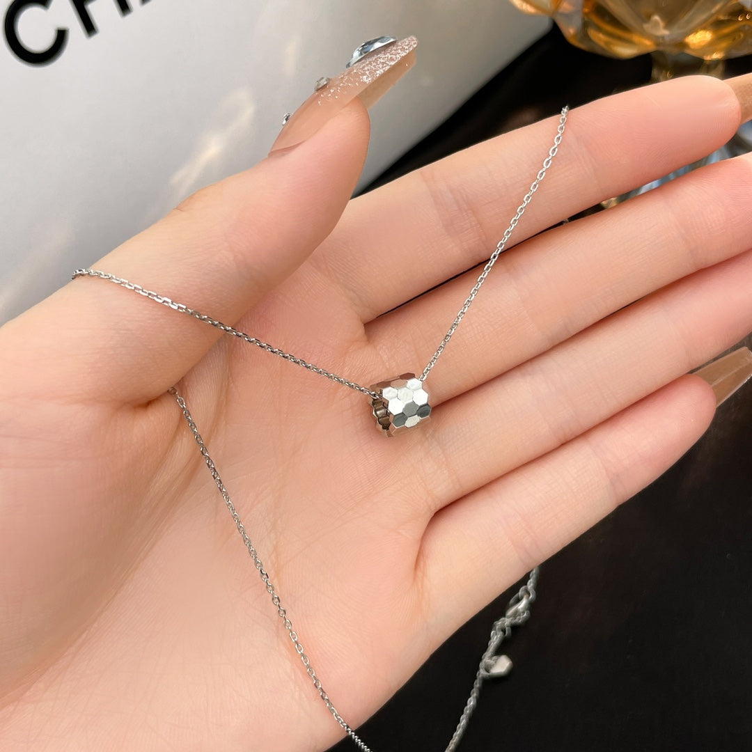 [Select]BEE MINI NECKLACE