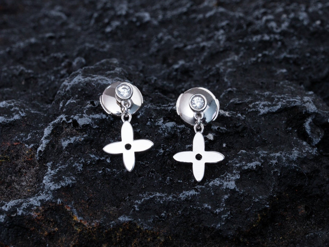 [Select]VIDYLLE SILVER DIAMOND MINI DROP EARRINGS