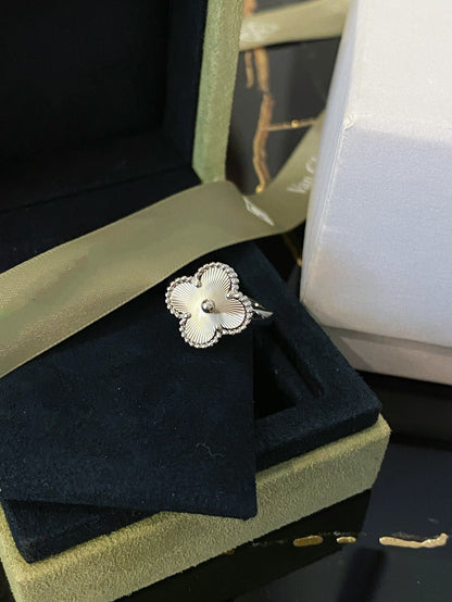 [Select]CLOVER SILVER RING
