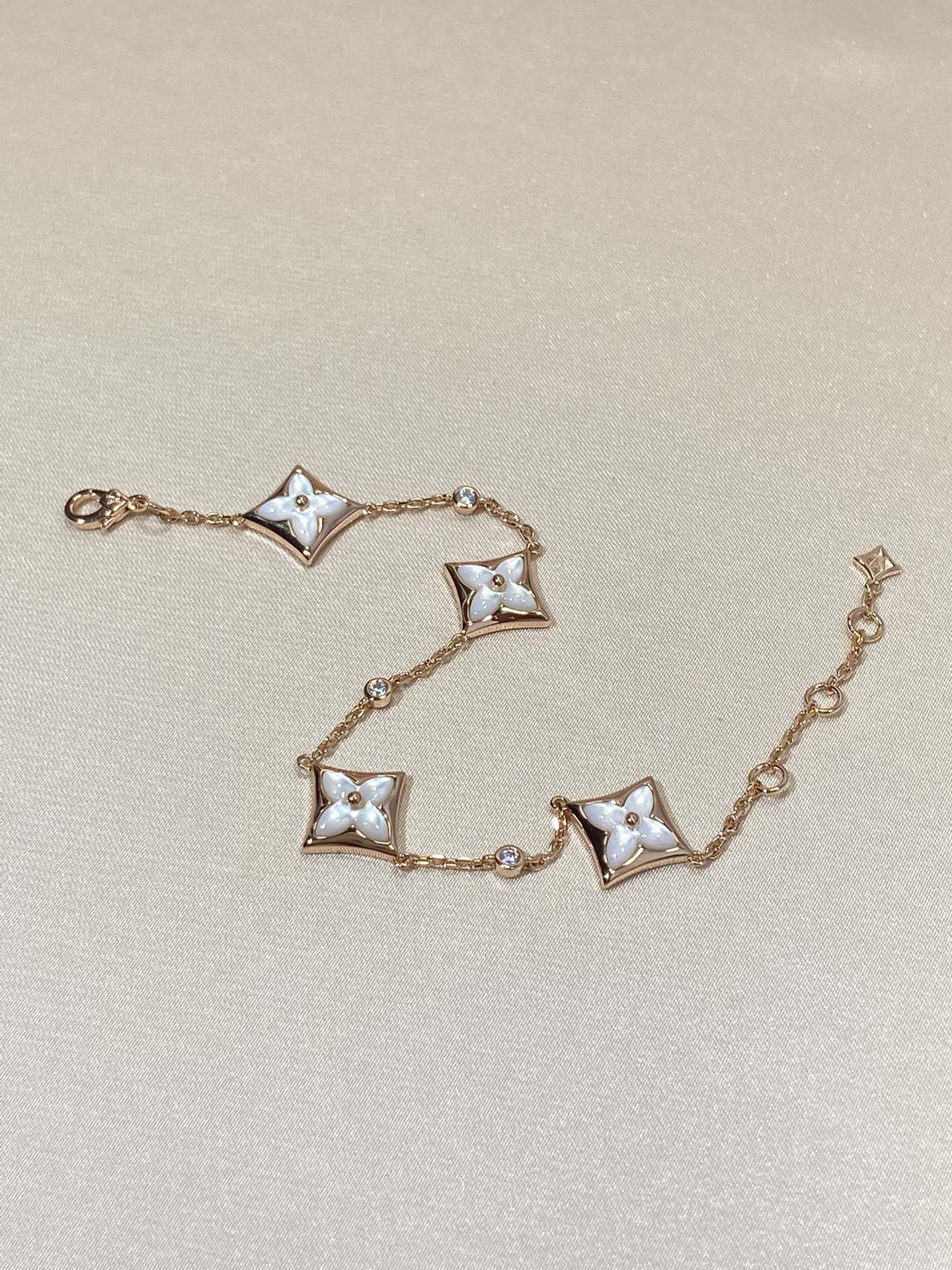 [Select]STAR 4 MOTIF MOP DIAMOND PINK GOLD BRACELET