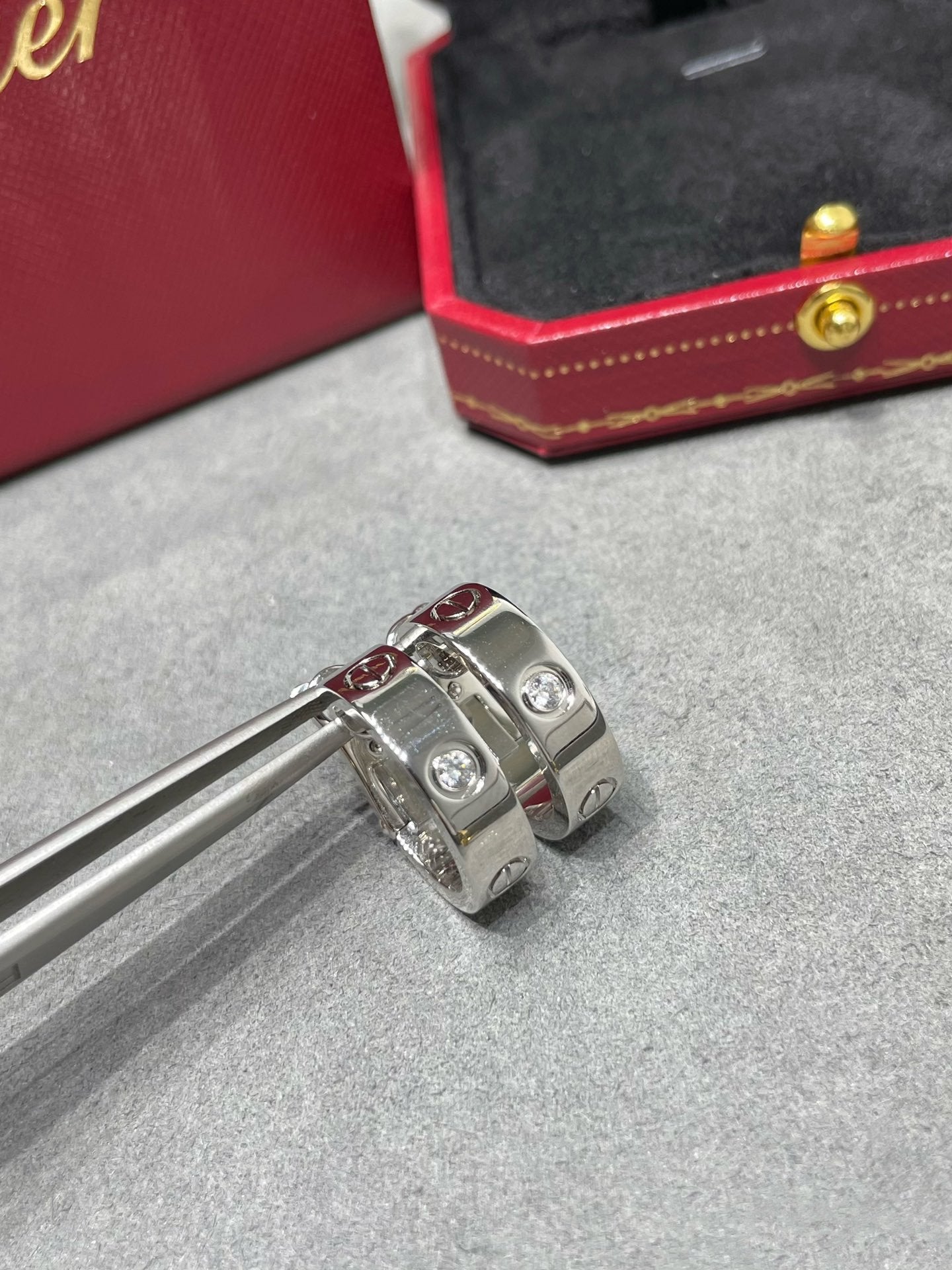 [Select]LOVE 5.5MM 1 DIAMOND EARRINGS