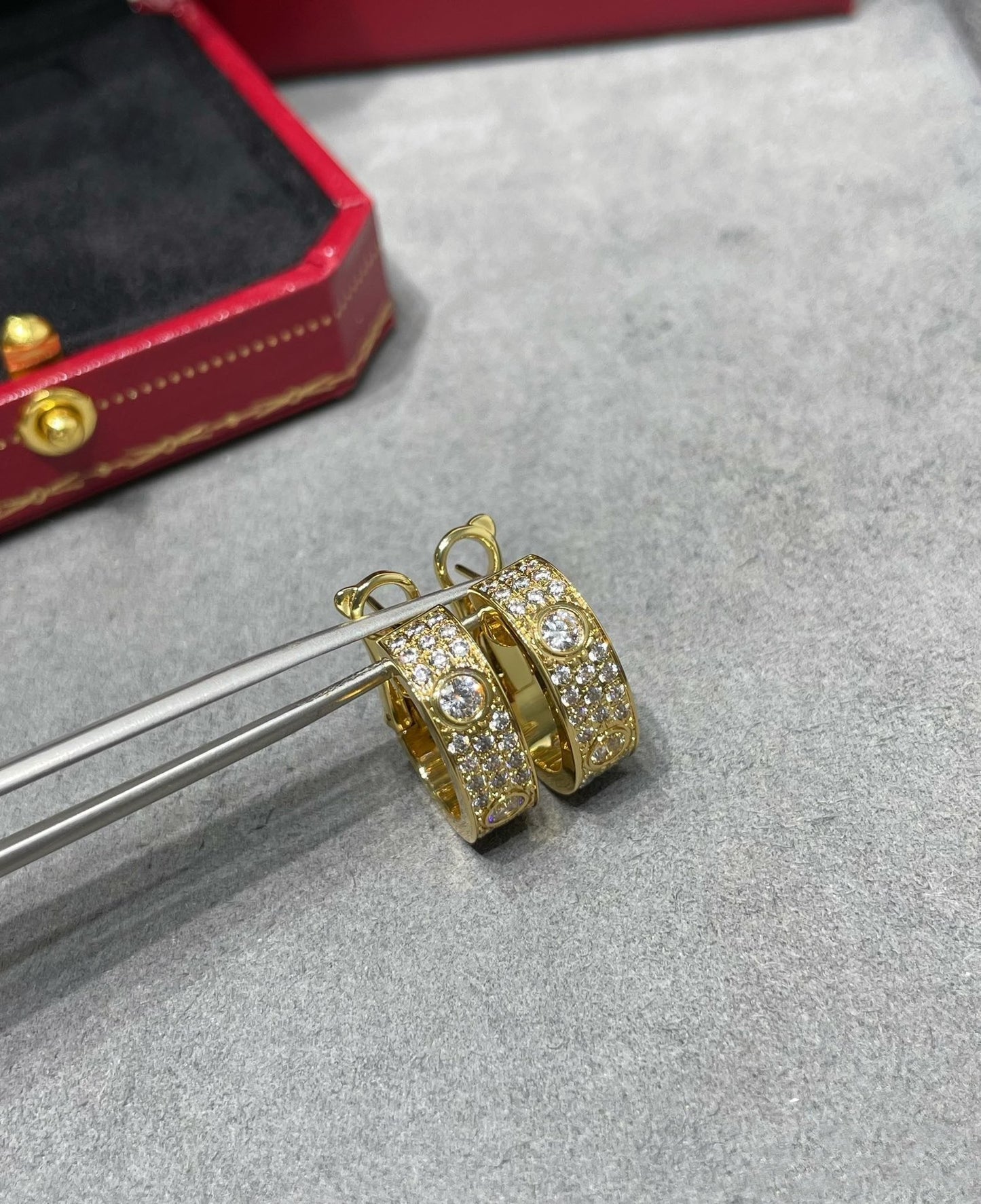[Select]LOVE 5.5MM DIAMOND PAVED EARRINGS