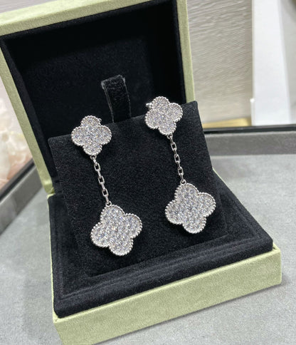 [Select]CLOVER 2 MOTIFS DIAMOND PAVED SILVER EARRINGS