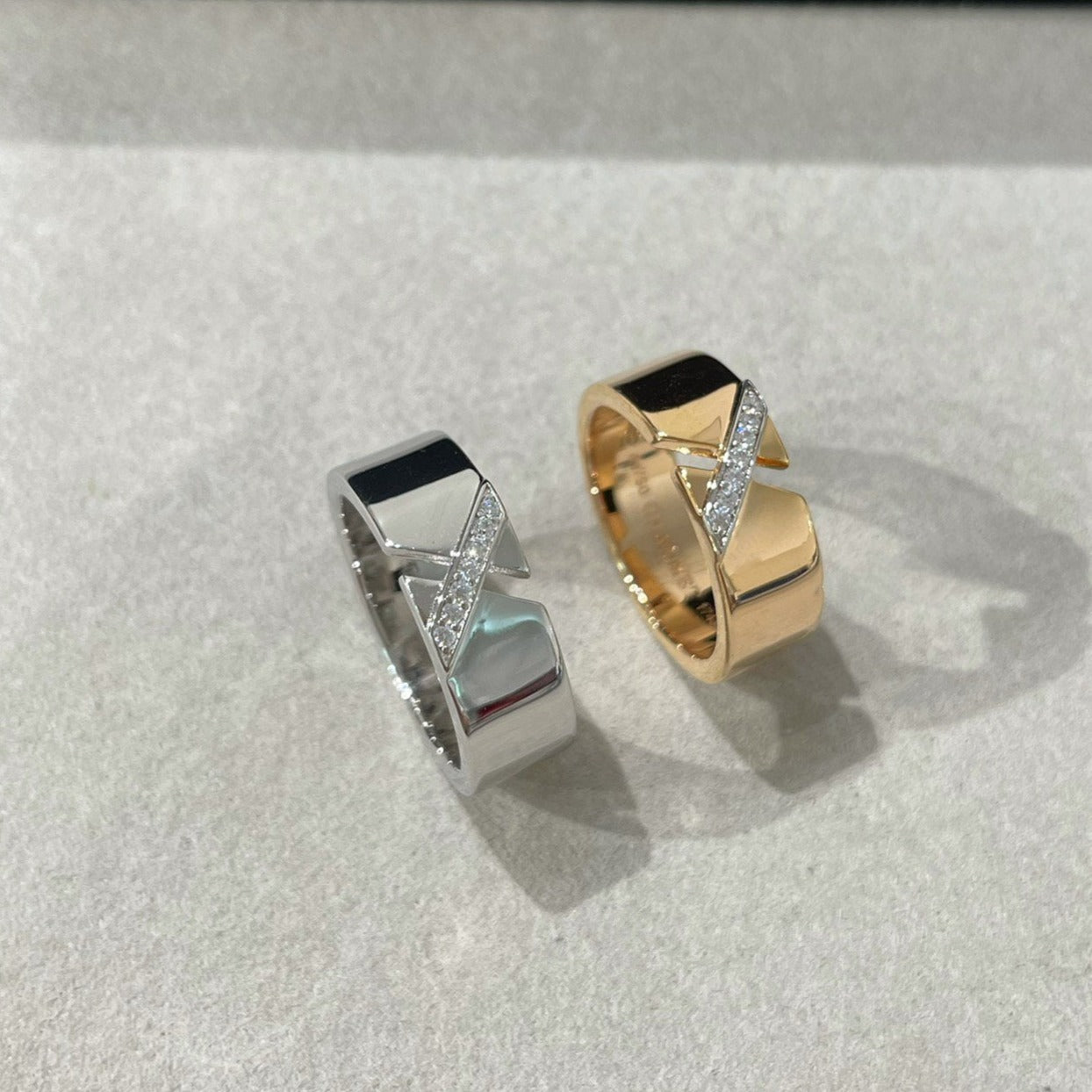 [Select]LIENS EVIDENCE DIAOMOND RING