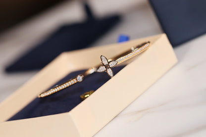 [Select]IDYLLE GOLD OPEN BRACELET DIAMOND PAVED