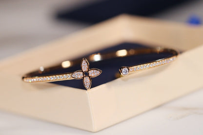 [Select]IDYLLE GOLD OPEN BRACELET DIAMOND PAVED
