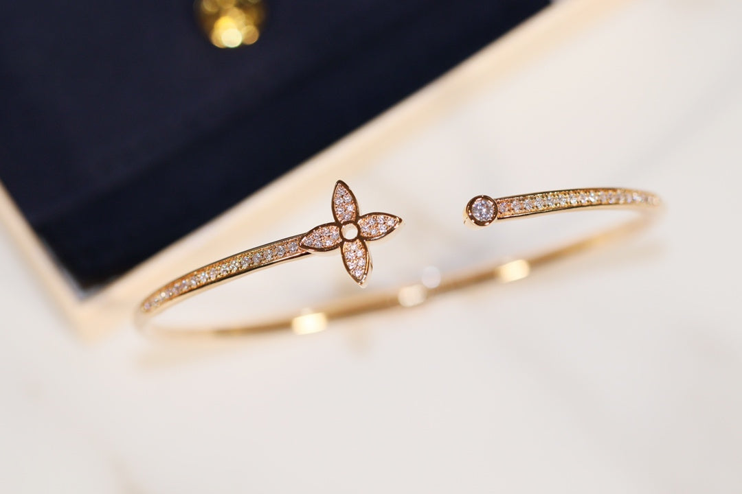 [Select]IDYLLE GOLD OPEN BRACELET DIAMOND PAVED