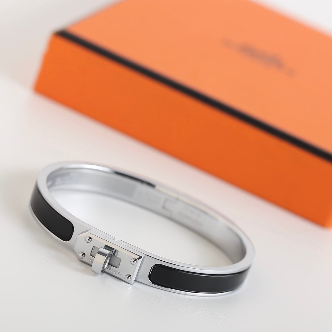 [Select]HM KELLY BLACK BRACELET