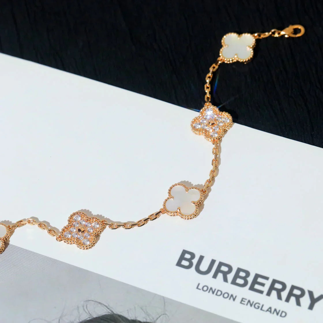 [Select]CLOVER WHITE PEARL MOP 5 MOTIF BRACELET COLLECTION