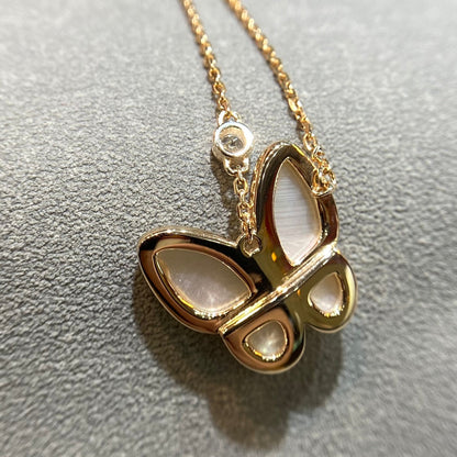 [Select]BUTTERFLY MOP DIAMOND NECKLACE
