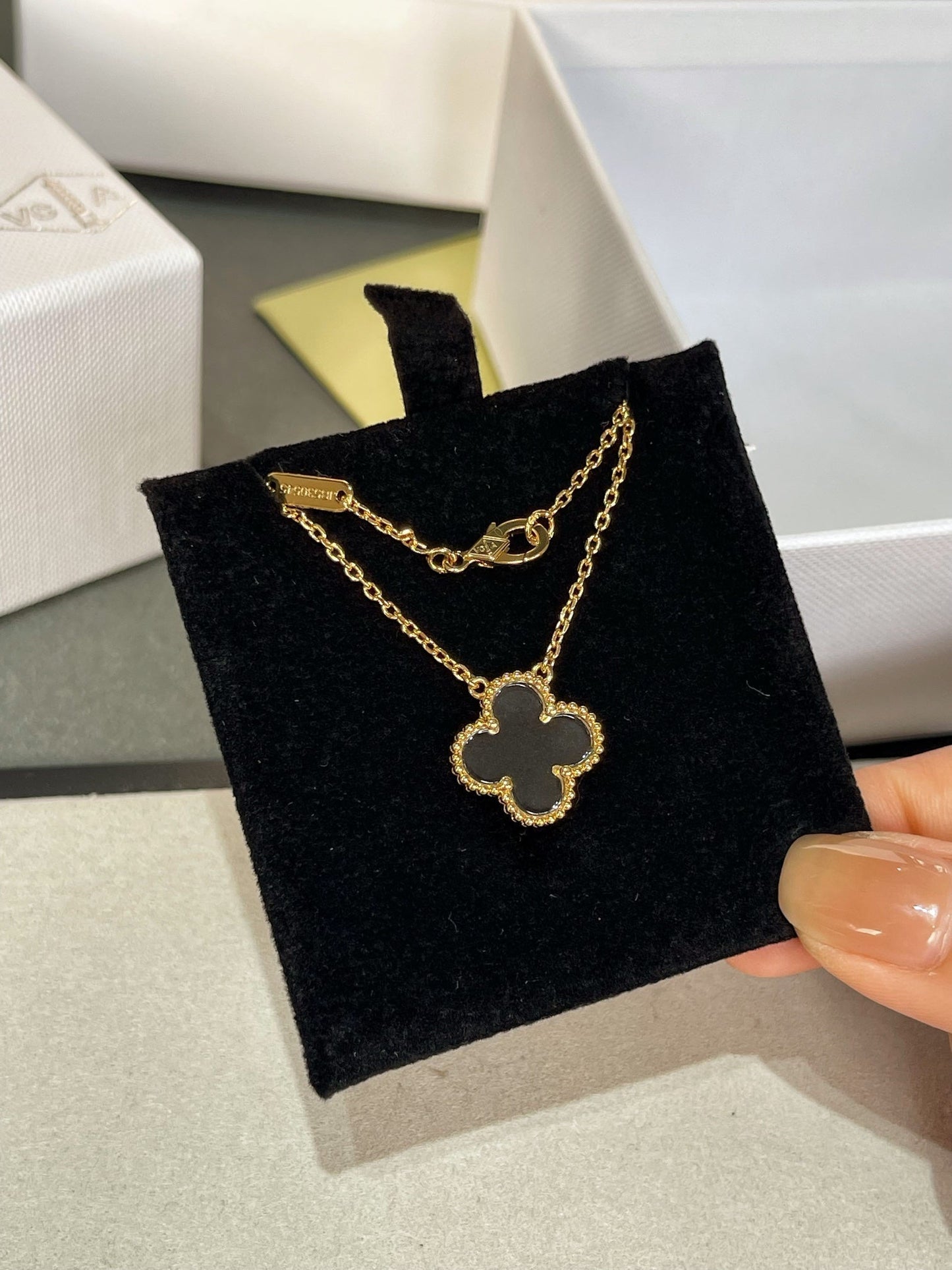 [Select]CLOVER ROCK CRYSTAL Select GOLD NECKLACE